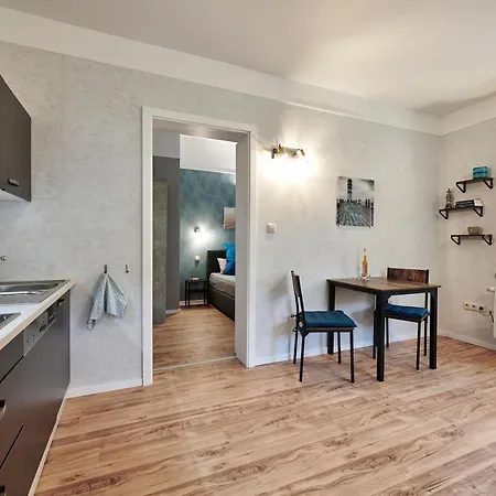 Stiller Apartamento Gross Rheide