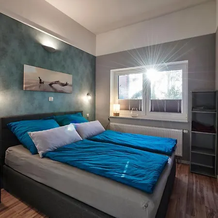 Stiller Gross Rheide